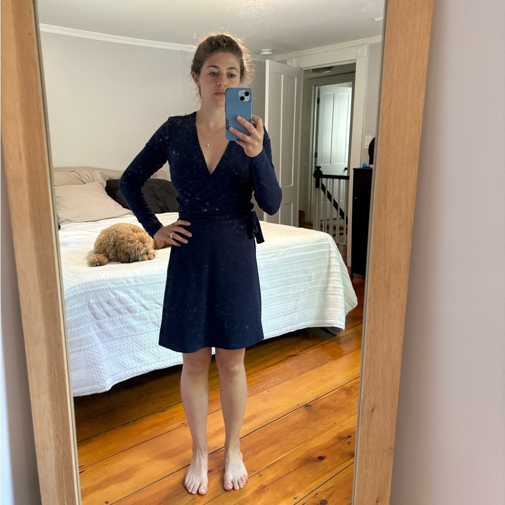 NWT. The Loft, navy long sleeve dress.